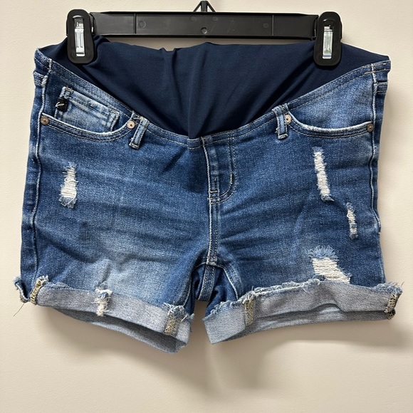 KanCan Renley Maternity Fringe Denim Shorts - Picture 2 of 6